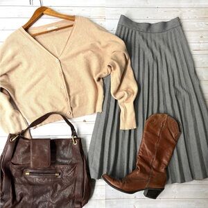 Zara stretch pleated skirt